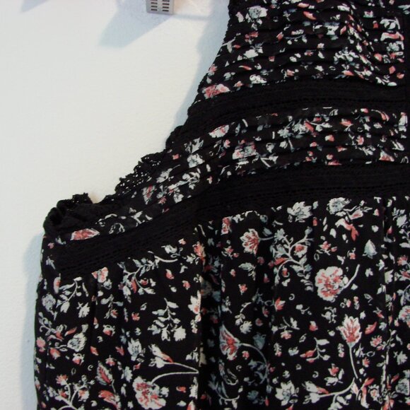 Anthropologie Maeve Floral Crochet Lace Halter Blouse Top Black Size Medium - Picture 9 of 16
